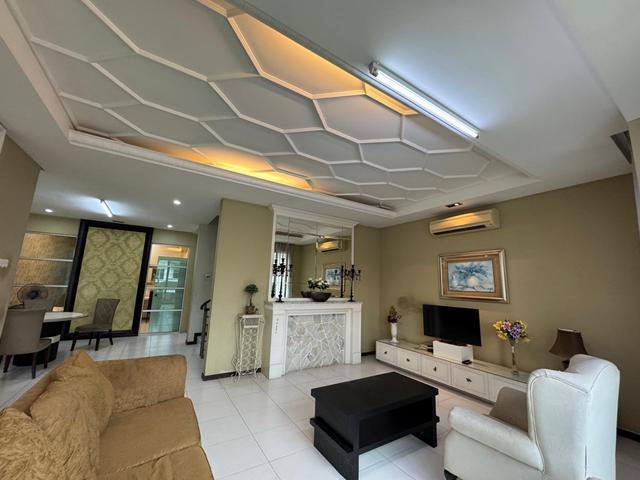 Below Market Impian Emas 25 Storey Terrace 24x80 GnG Fully Renovated