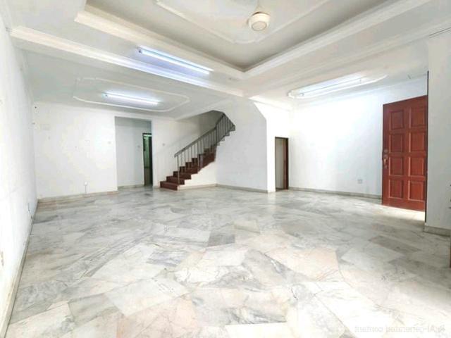 Below Market IFull Loan IKitchen Extended 2 Sty Taman Kajang Mewah