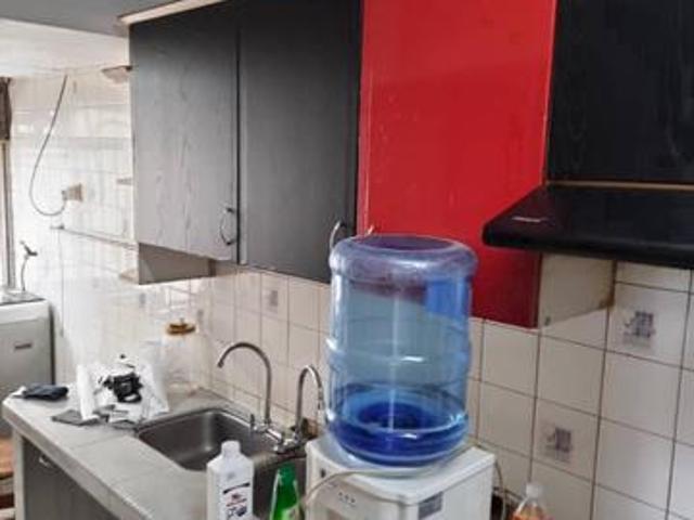 BELOW MARKET SALE Freehold Pines Condominium nr KL Sentral