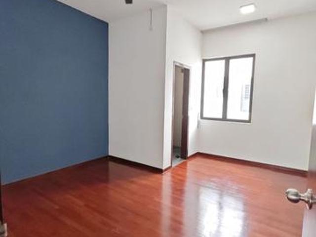 Below Market Setia Alam Zeyheri 3 Storey Terrace Facing Park