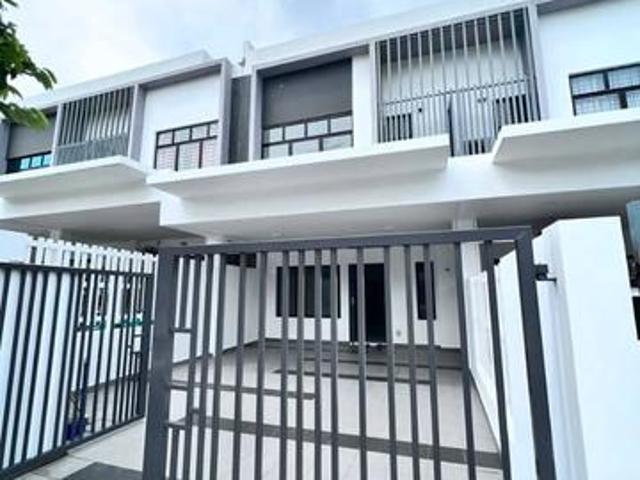Below Market Setia Permai Setia Alam 2 Double Storey Klang House