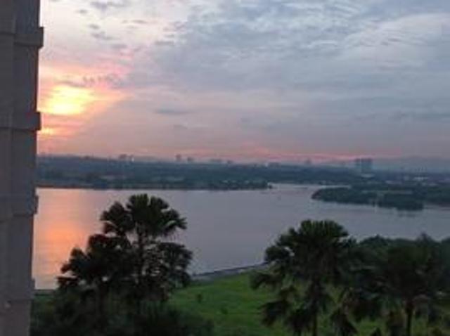 Below Market Seaview 3Rooms Danga Bay Full Loan