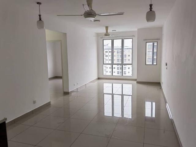 Below Market Seri Baiduri Apartment 920sqf3R2B Setia Alam