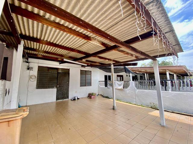 BELOW MARKET Single Storey Terrace LOWCOST Batu 15 Jalan Semenyih