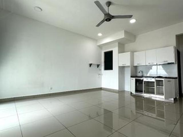 BELOW MARKET PRICE CyberSquare studio FOR SALE