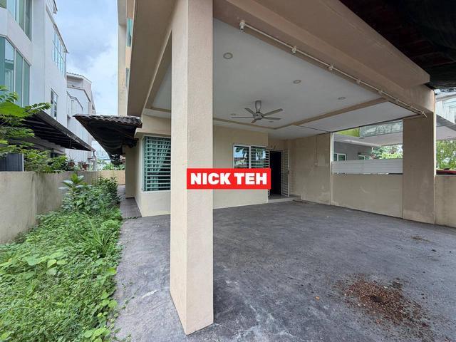 Below Market Price Landed 25 Storey Semi D At Persiaran Taman Bukit