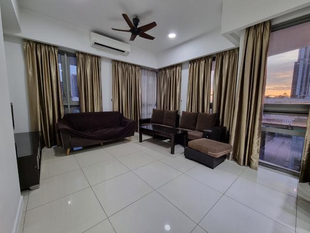 Below Market Price Non Bumi lot Low Floor Face Giant Well Kept Unit