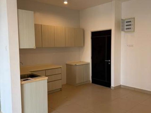 Below Market Price Studio Unit Midhills Genting
