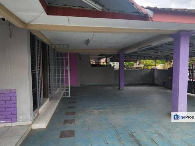 BELOW MARKET PRICE PENGKALAN TIMUR 2 STOREY CORNER GOOD CONDITION FOR SALE