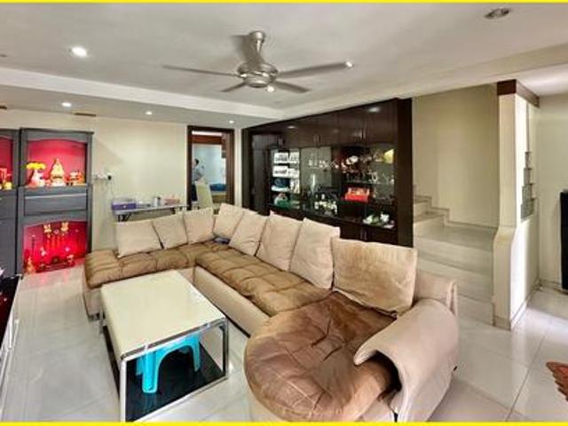 Below Market Price Renovated 2 Storey Bandar Mahkota Cheras Selangor