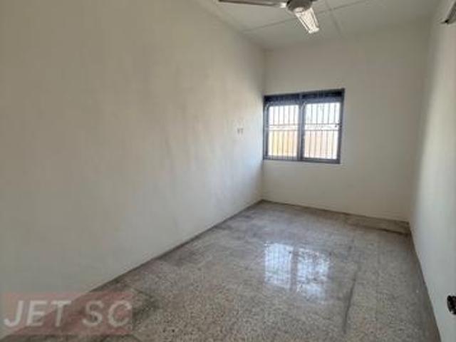Below Market price Taman Klang Utama Klang 2 Storey House For Sale