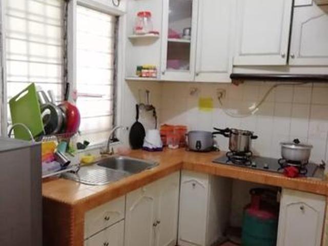 Below market price Urgent Sale Palm Court Condominium