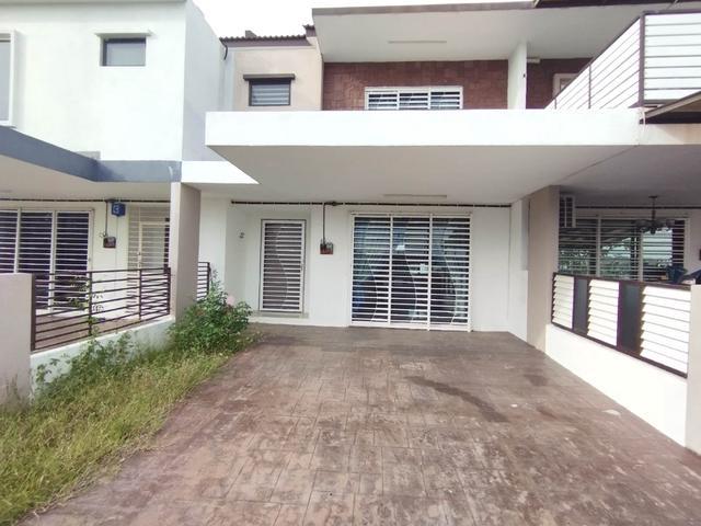 Below Market RM100K Double Storey Saujana KLIA Sepang Facing Open