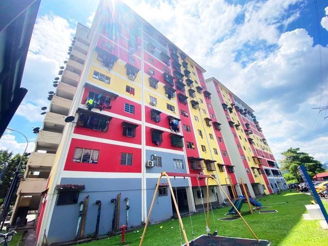 Below Market Ready Move In Flat Pangsapuri Laksamana Jaya Batu Caves