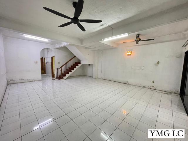 BELOW MARKET Taman Bayu Perdana Klang Double Storey House 20x75