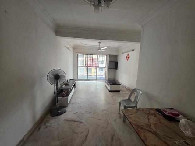 Below Market Unit Vista Lavender 852SF Taman Kinrara Puchong