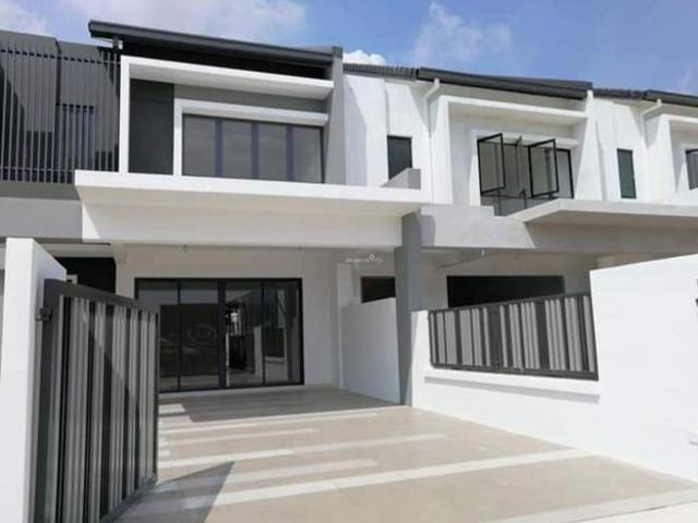 Below market value 22x78 2 Storey FREEHOLD