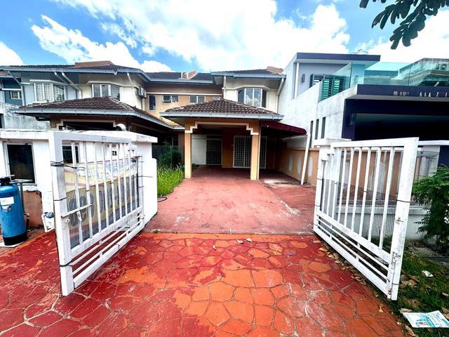 BELOW MARKET VALUE 2 Storey Terrace House Taman Cahaya Alam For Sale