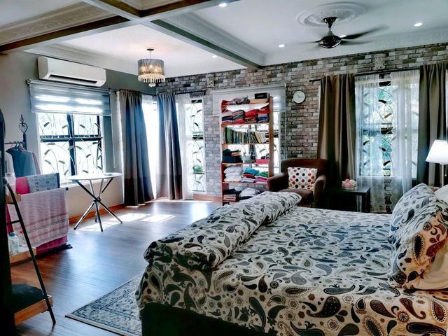 BELOW MARKET VALUE 2 Storey Terraced CORNER LOT Saujana Puchong