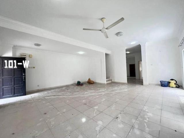 Below Market Value Good Condition 32x75 Semid Aman Perdana Klang