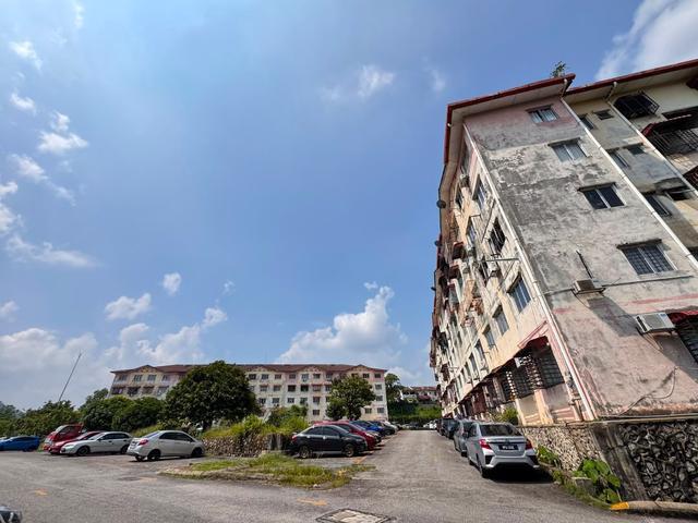 BELOW MARKET VALUE FREEHOLD Orchid Court Apartment Rawang
