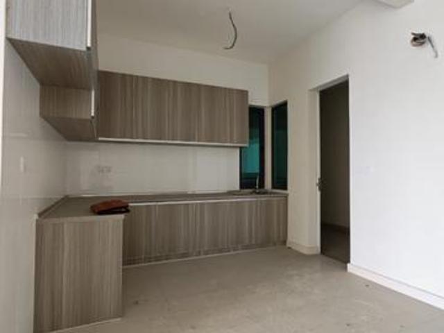 Below Market Value Iconic Skies 1493sqft Sungai Ara Kitchen Renovate