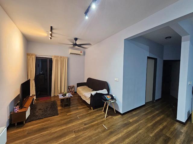 Below market value Maya Condo Likas Furnished corner lot