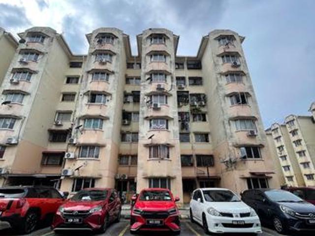 BELOW MARKET VALUE Newly Refurbished Unit Low Deposit Full Loan