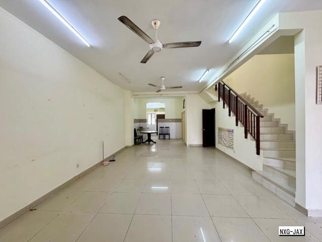 BELOW MARKET VALUE Setia Indah 12 Setia Alam Double Storey House