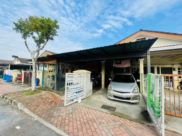 BELOW MARKET VALUE Single Storey Teres Seksyen 30 Shah Alam