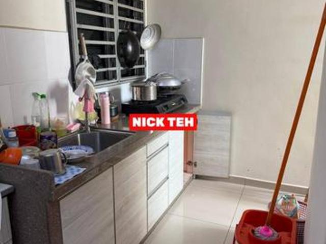 Below Market Value Straits Garden Home Jelutong With 1 parking Investm