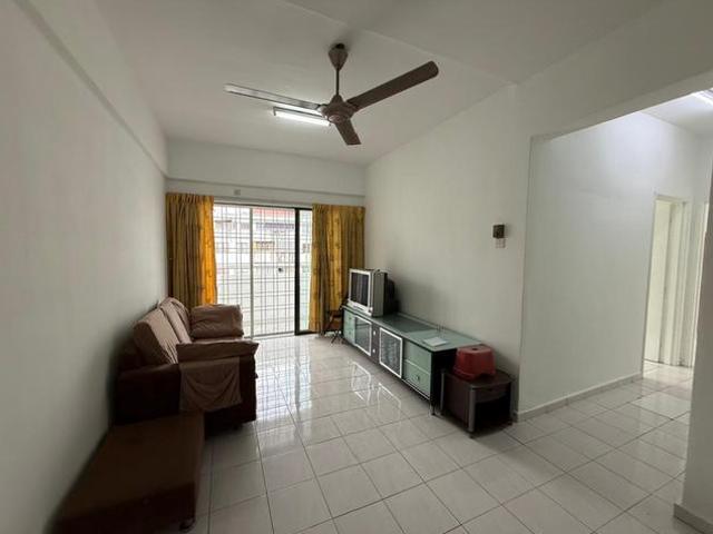 Below Market Vista Millennium 3r2b Good Condition Aurora mall Puchong