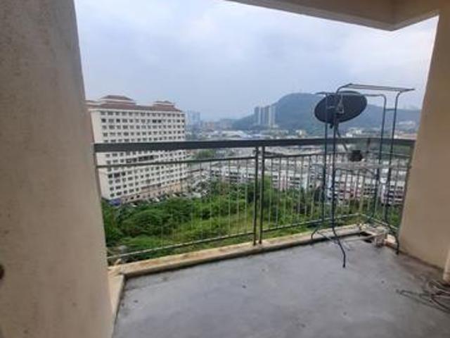 Below MarketCorner Unit Spacious BalconyKL viewMRR2EKVESUKE