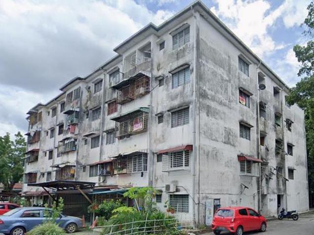 BELOW MARKETFlat Taman Bukit Mewah Kajang 540sqft