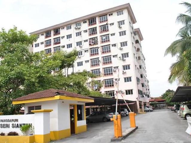 Below MarketPangsapuri Seri Siantan Serdang Seri Kembangan