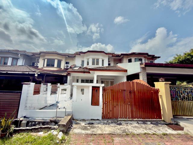 BELOW MARKETREFUBISHED 2 Storey Jalan Paladium Seksyen 7 Shah Alam