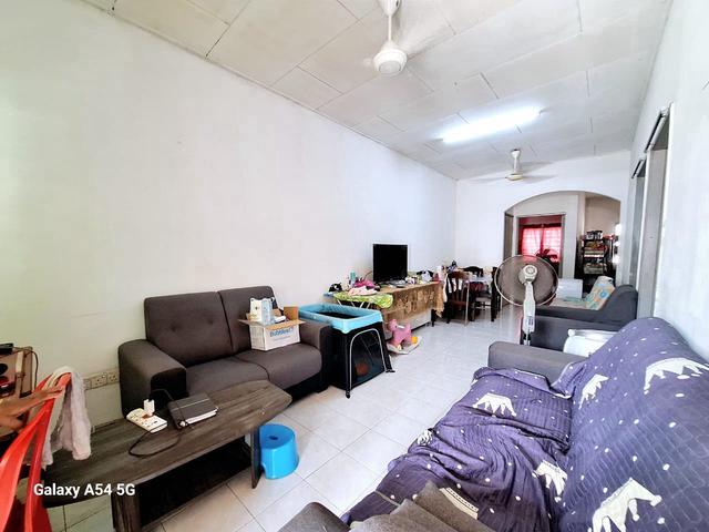 Below MarketSingle Storey Taman Lestari Putra Seri Kembangan