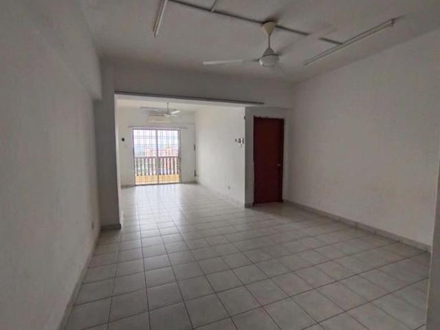 Below MarketSri Cempaka Apartment Taman Sepakat Indah Kajang 950sf