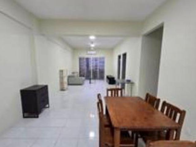 Below MarketSuria Court Bandar Mahkota Cheras 1104sqft