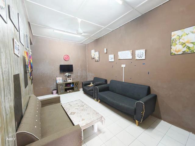 BELOW MV 1 Storey Terrace Seri Mahkota Permai Batu 11 Kuantan