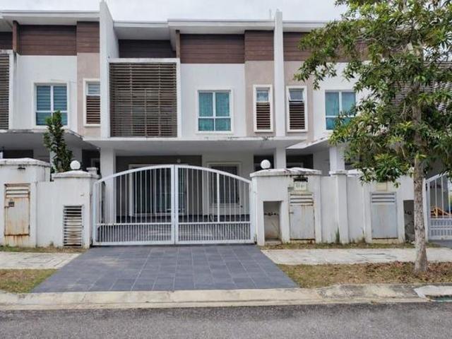 BELOW MV 2Storey Superlink at S2 Height for Sale