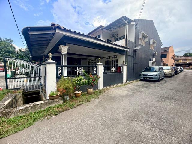 Below MV Double Storey Terrace Taman Rakan Sungai Long Kajang