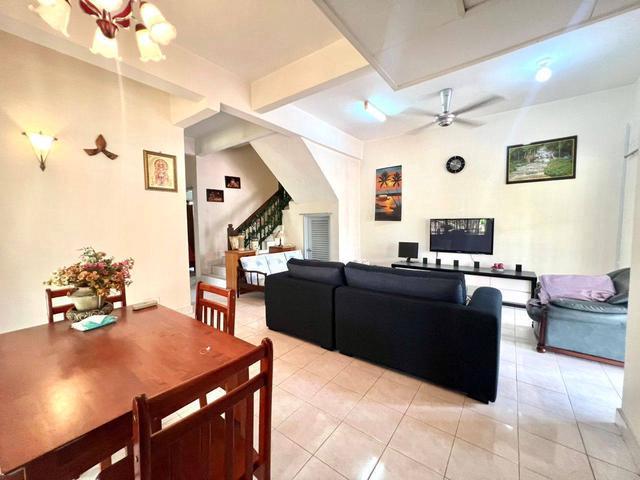 Below MV END LOT 2 Storey Terrace Jalan Platinum Seksyen 7 Shah Alam
