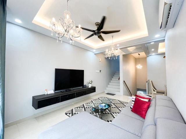Below MV Full Furnished Crescent Park Town Villa Bukit Mahkota Bangi