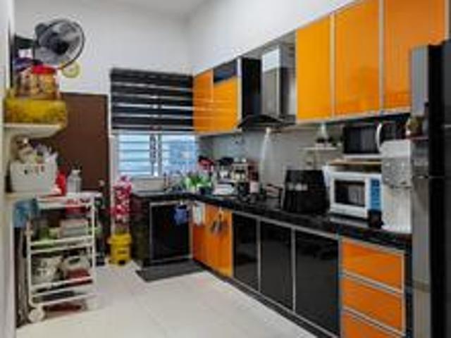 Below Mv low deposit Teres 2 tingkat di Taman Scientex Senai Johor