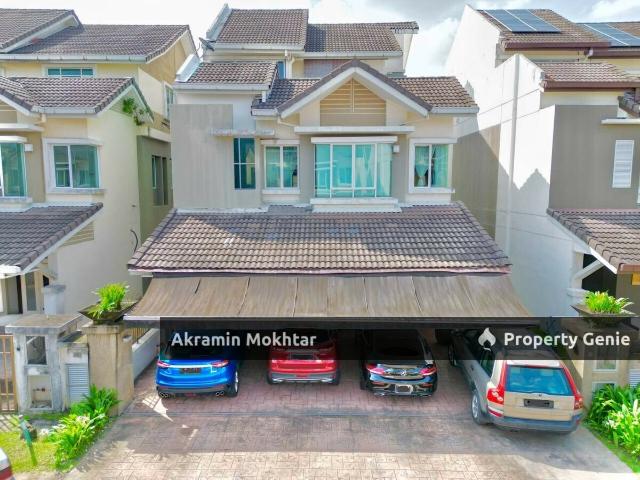 Below MV & Partially Furnished | 3 Storey Garden Bungalow, Kemuning Residence, Kemuning Utama