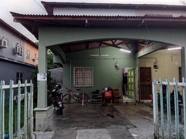 Below MV SEMI D CLUSTER DI TAMAN TEMPUA BESTARI KALUMPANG