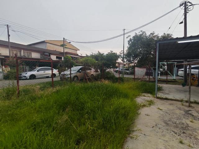 Below RM300K Corner Teres House Malim Jaya can Extend Big Big Bachang