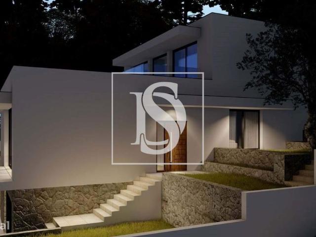 Belssima moradia contempornea, com 4 suites! Em construo