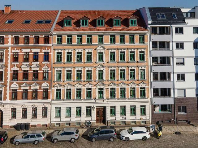 Bequemes Wohnen im Erdgeschoss: 3 Zimmerwohnung mit Balkon in Reudnitz